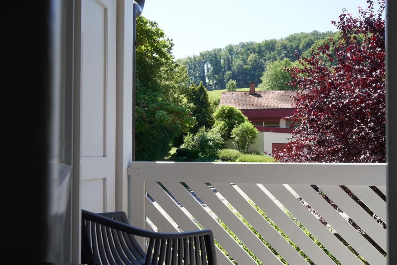 Gaestehaus Am Wasserschloss & Restaurant Wasserschloss Inzlingen Exterior photo